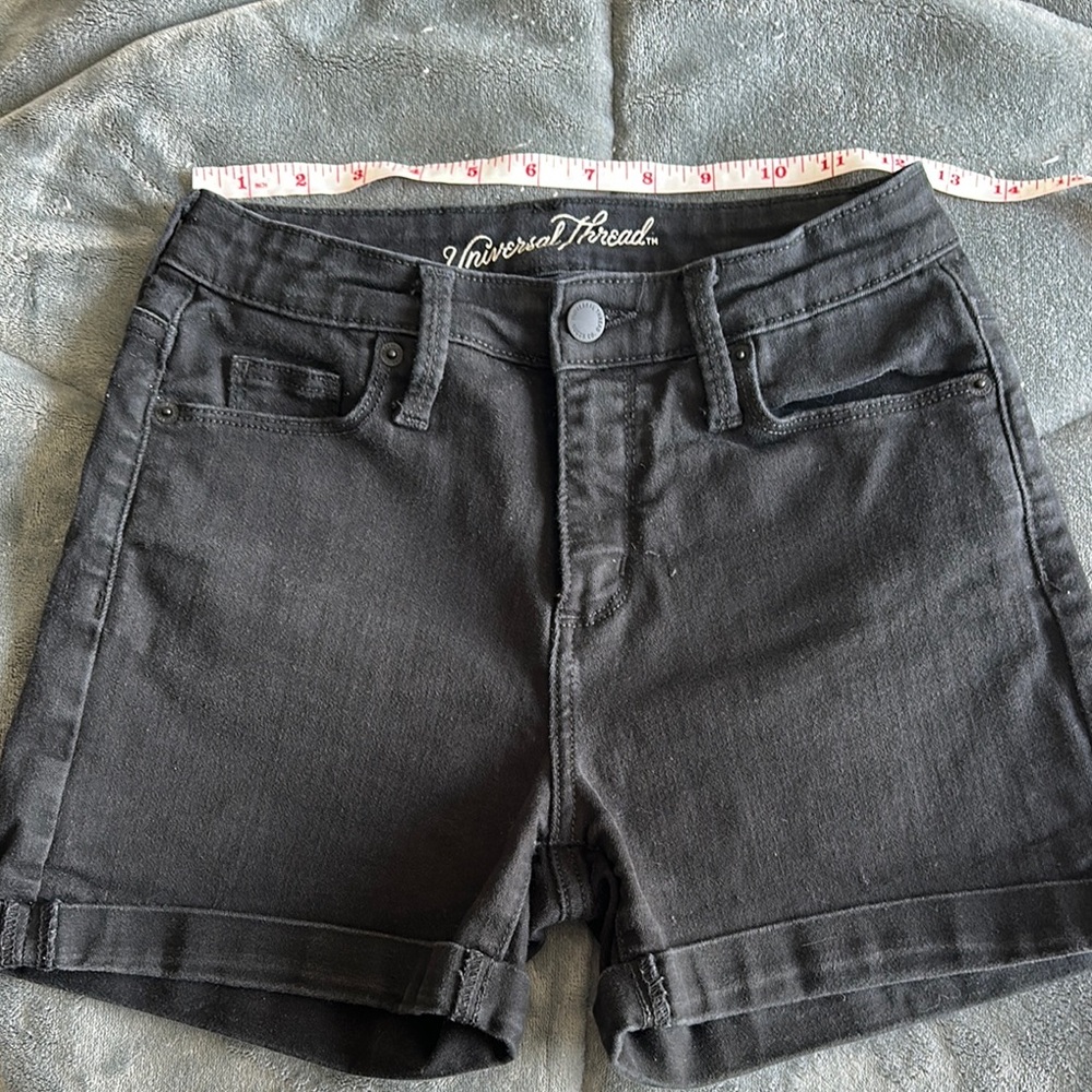 Universal Thread Women's Black Denim Shorts